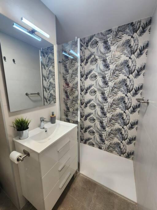 Piso De Diseno Elche Apartment ภายนอก รูปภาพ