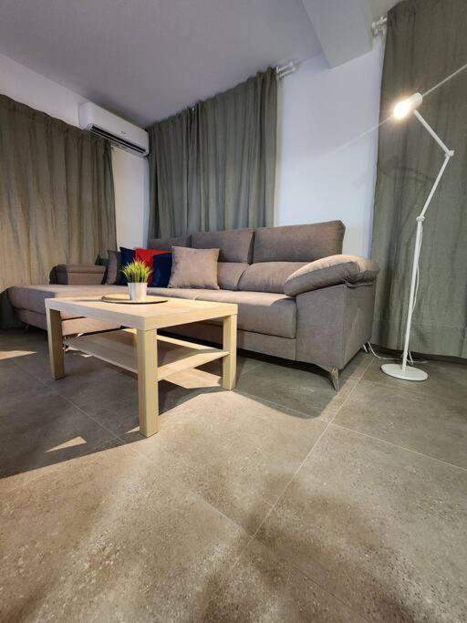 Piso De Diseno Elche Apartment ภายนอก รูปภาพ